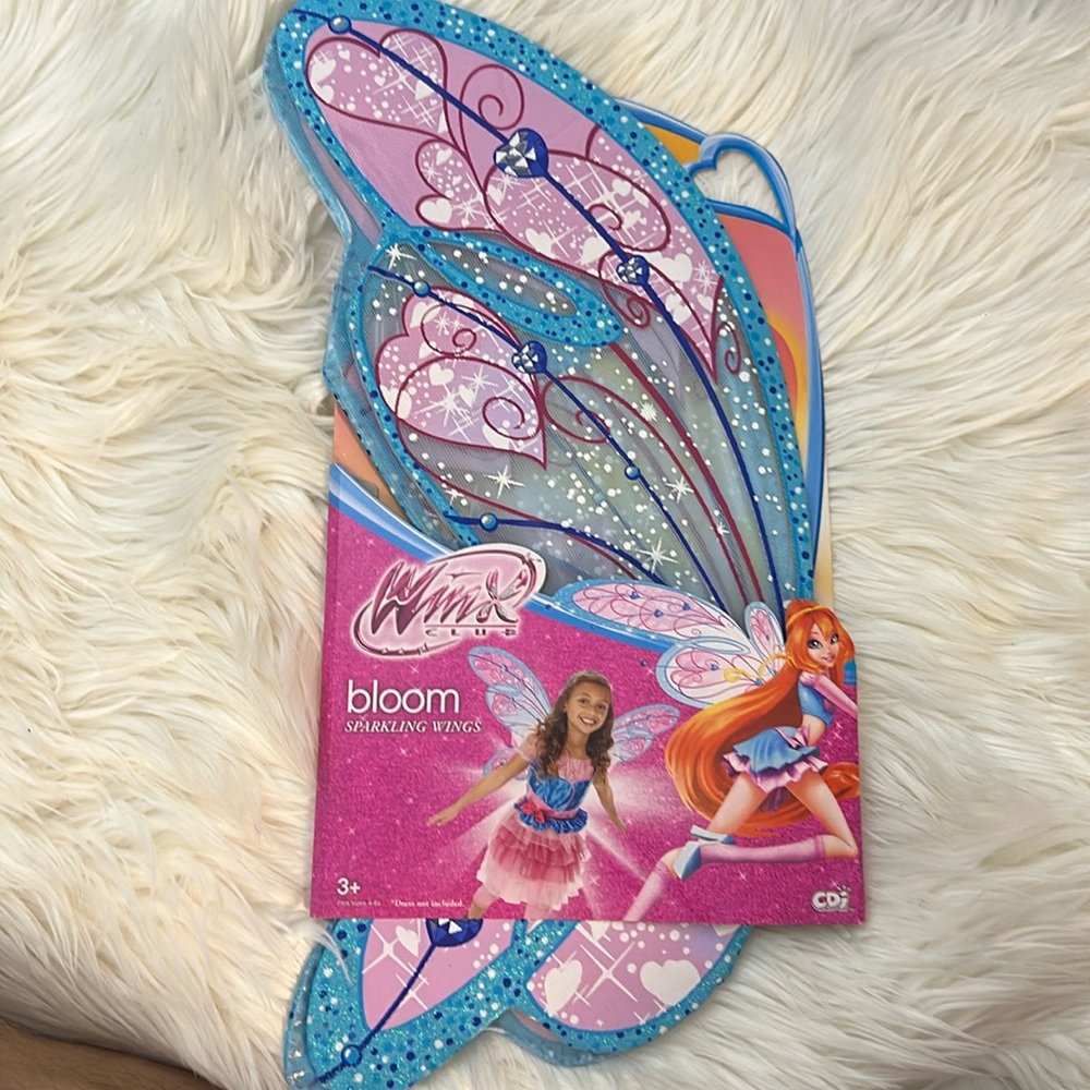 Winx Bloom Blue Sparking Wings